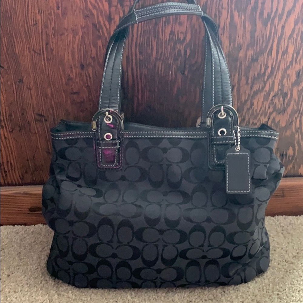 Coach handbag. Seldom used.